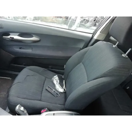 TOYOTA AURIS '2007 1.6 16V CAT NEGRO