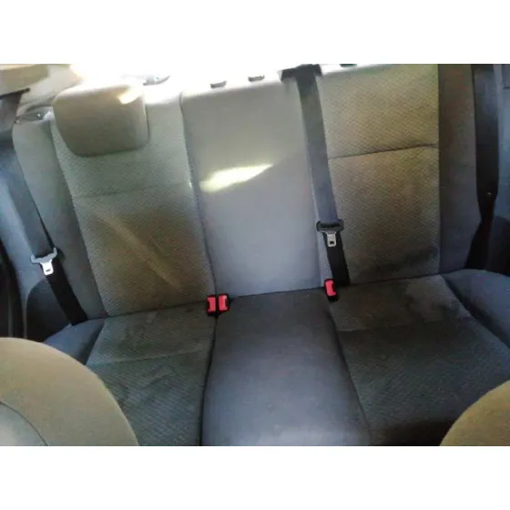 FORD FOCUS BERLINA (CAP) '2006 AMBIENTE (D) AZUL METALIZADO
