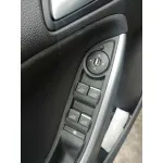 FORD FOCUS LIM. (CB8) FORD FOCUS LIM. (CB8) '2012 EDITION NEGRO 2012