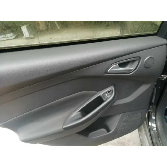 FORD FOCUS LIM. (CB8) '2012 EDITION NEGRO