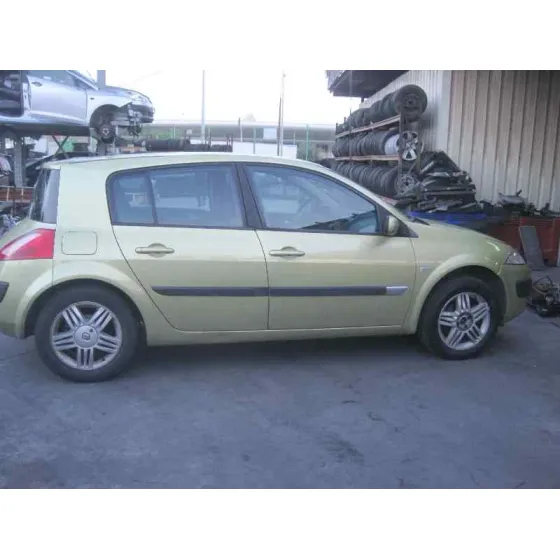 RENAULT MEGANE II BERLINA 5P '2003 CONFORT EXPRESSION DORADO