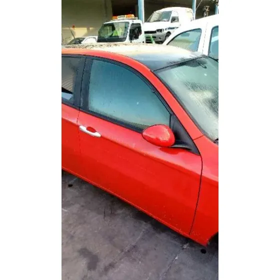 ALFA ROMEO 147 (190) '2004 1.9 JTD 115 DISTINCTIVE ROJO