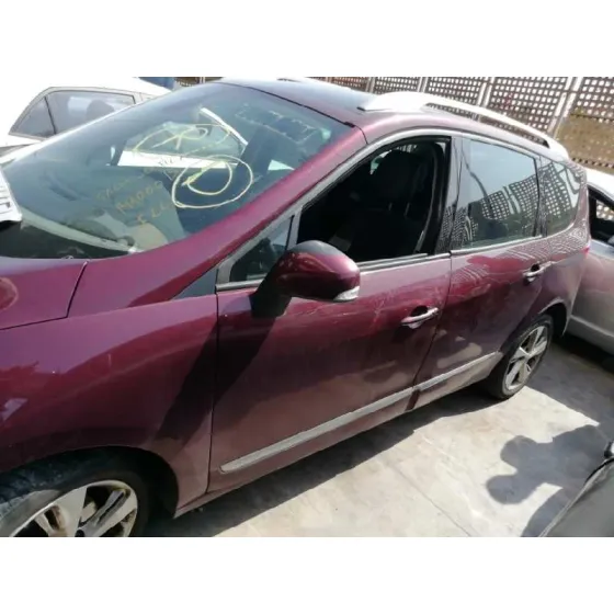 RENAULT SCENIC III '2013 GRAND DYNAMIQUE ROJO