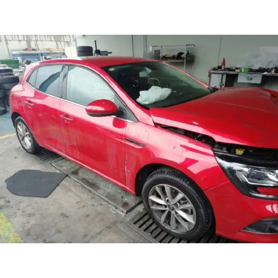 RENAULT MEGANE IV BERLINA 5P '2017 INTENS ROJO