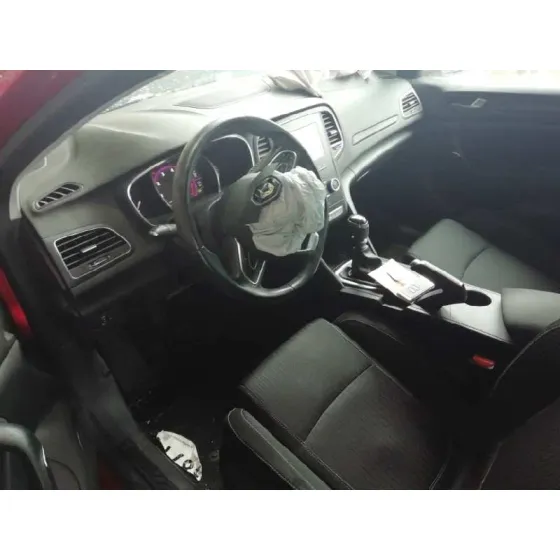 RENAULT MEGANE IV BERLINA 5P '2017 INTENS ROJO