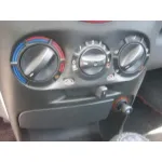 FIAT PUNTO BERLINA (188) FIAT PUNTO BERLINA (188) '2002 1.2 8V GRANATE 1999
