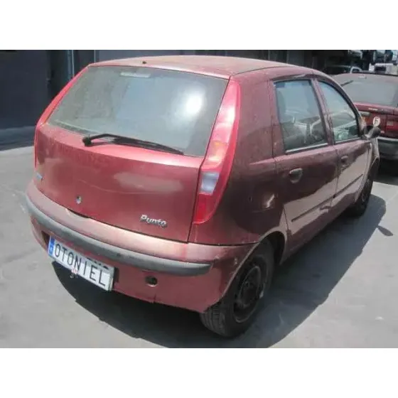 FIAT PUNTO BERLINA (188) '2002 1.2 8V GRANATE