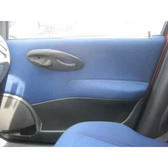 FIAT PUNTO BERLINA (188) '2002 1.2 8V GRANATE