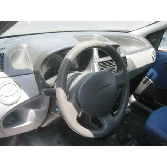 FIAT PUNTO BERLINA (188) '2002 1.2 8V GRANATE