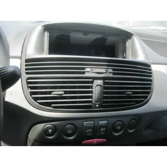 FIAT PUNTO BERLINA (188) '2002 1.2 8V GRANATE