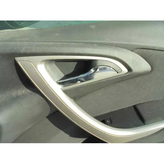 OPEL ASTRA J LIM. '2011 ENJOY PLATA