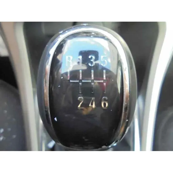 OPEL ASTRA J LIM. '2011 ENJOY PLATA