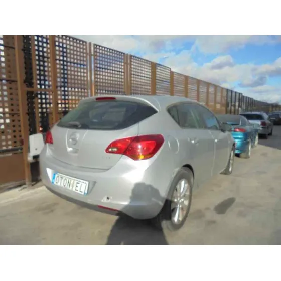 OPEL ASTRA J LIM. '2011 ENJOY PLATA
