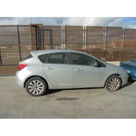 OPEL ASTRA J LIM. '2011 ENJOY PLATA