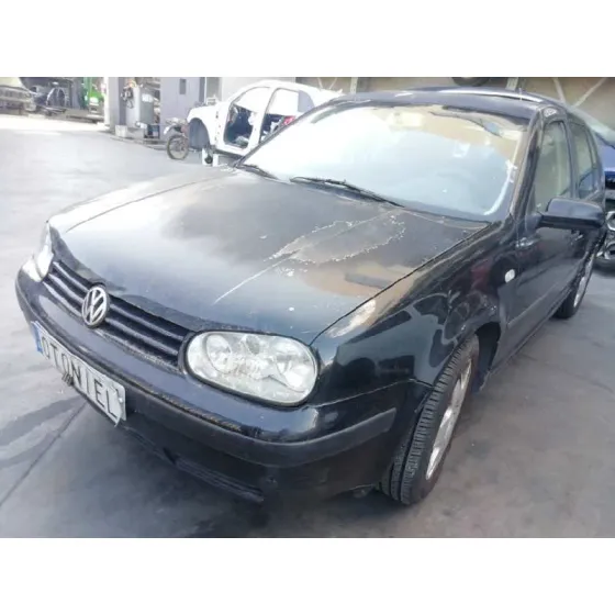 VOLKSWAGEN GOLF IV BERLINA (1J1) '2000 1.9 TDI NEGRO