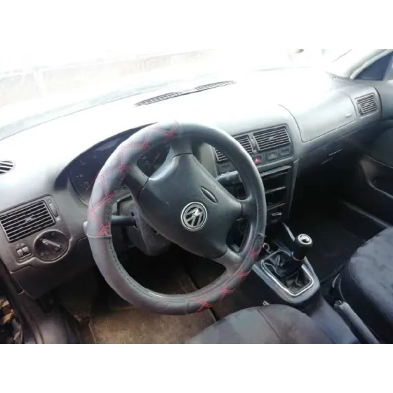 VOLKSWAGEN GOLF IV BERLINA (1J1) '2000 1.9 TDI NEGRO