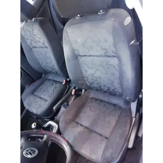 VOLKSWAGEN GOLF IV BERLINA (1J1) '2000 1.9 TDI NEGRO