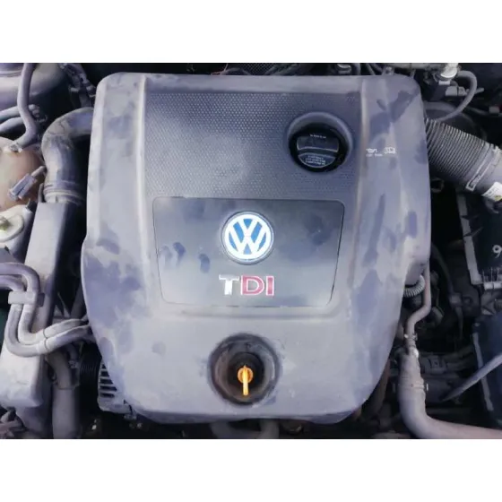 VOLKSWAGEN GOLF IV BERLINA (1J1) '2000 1.9 TDI NEGRO