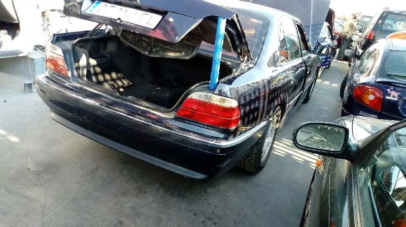 BMW SERIE 7 (E38) BMW SERIE 7 (E38) '1996 725TDS AZUL 1996