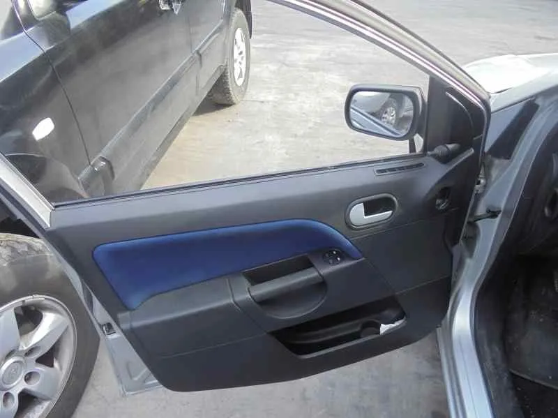 FORD FIESTA (CBK) '2005 AMBIENTE PLATA