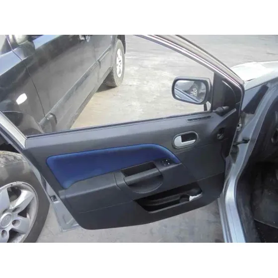 FORD FIESTA (CBK) '2005 AMBIENTE PLATA