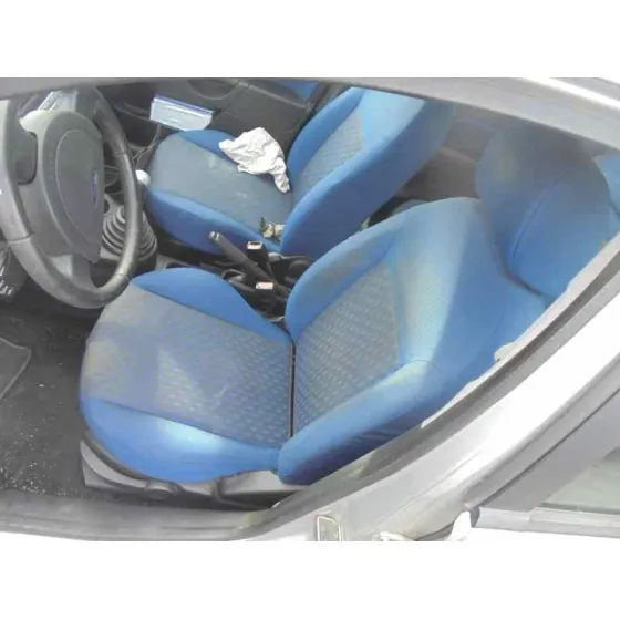 FORD FIESTA (CBK) '2005 AMBIENTE PLATA