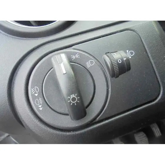FORD FIESTA (CBK) '2005 AMBIENTE PLATA