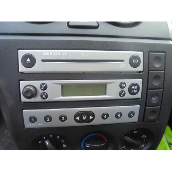 FORD FIESTA (CBK) '2005 AMBIENTE PLATA