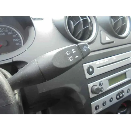 FORD FIESTA (CBK) '2005 AMBIENTE PLATA