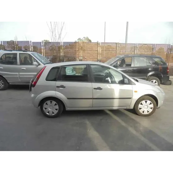 FORD FIESTA (CBK) '2005 AMBIENTE PLATA