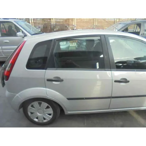 FORD FIESTA (CBK) '2005 AMBIENTE PLATA
