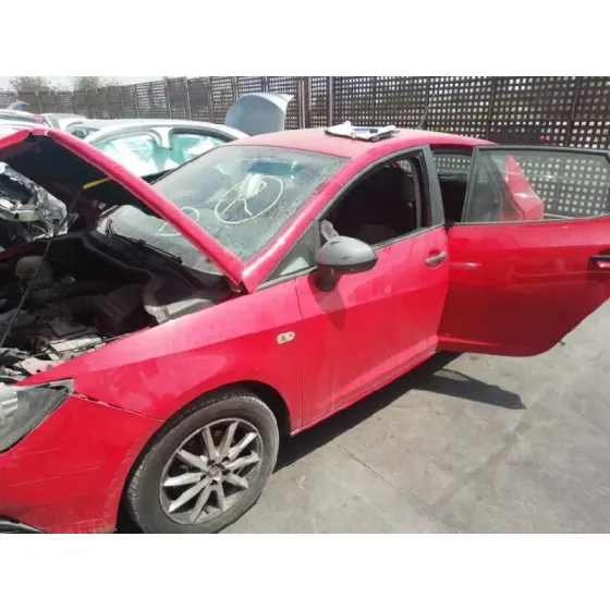 SEAT IBIZA (6J5) '2014 REFERENCE ROJO