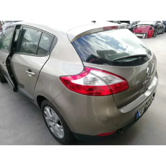 RENAULT MEGANE III BERLINA 5 P '2013 EXPRESSION GRIS