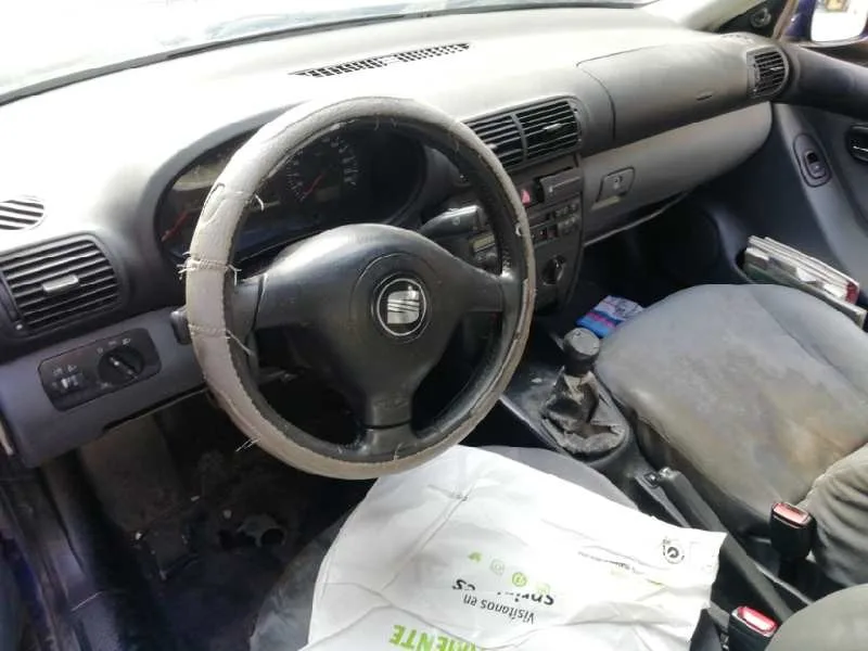 SEAT TOLEDO (1M2) '2001 EXECUTIVE AZUL
