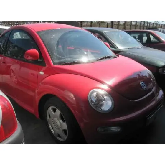 VOLKSWAGEN NEW BEETLE (9C1/1C1) '1998 2.0 ROJO