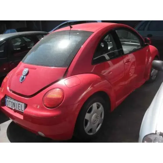VOLKSWAGEN NEW BEETLE (9C1/1C1) '1998 2.0 ROJO