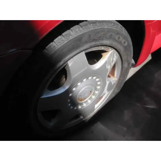 VOLKSWAGEN NEW BEETLE (9C1/1C1) '1998 2.0 ROJO