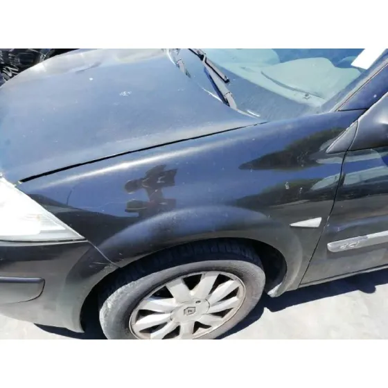 RENAULT MEGANE II BERLINA 5P '2006 AUTHENTIQUE NEGRO