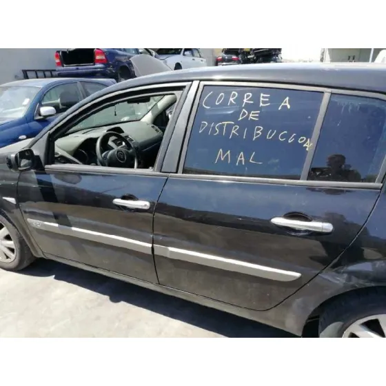 RENAULT MEGANE II BERLINA 5P '2006 AUTHENTIQUE NEGRO