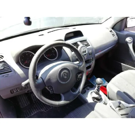 RENAULT MEGANE II BERLINA 5P '2006 AUTHENTIQUE NEGRO
