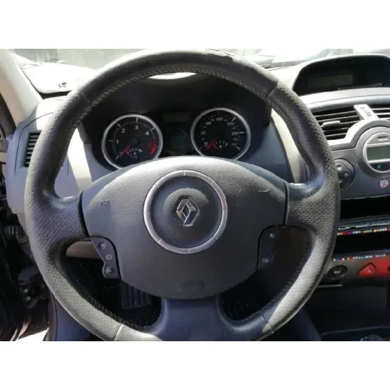RENAULT MEGANE II BERLINA 5P '2006 AUTHENTIQUE NEGRO
