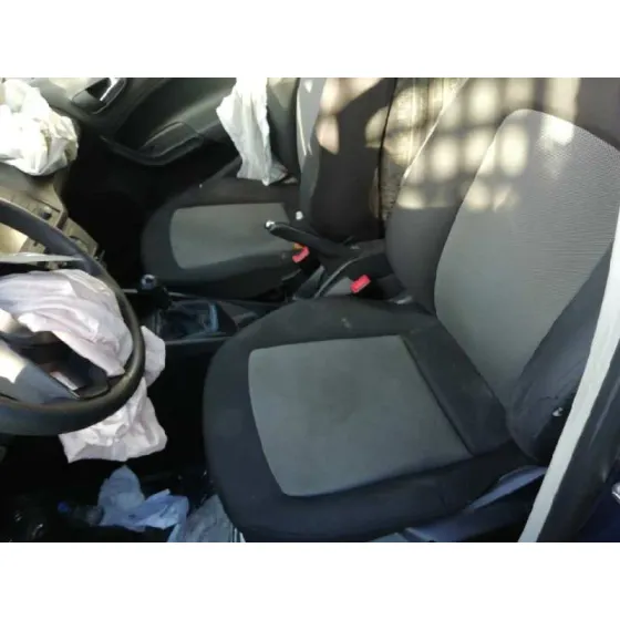 SEAT IBIZA (6P1) '2015 REFERENCE PLUS AZUL