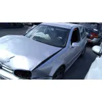 VOLKSWAGEN GOLF IV BERLINA (1J1) VOLKSWAGEN GOLF IV BERLINA (1J1) '2002 HIGHLINE GRIS 2001