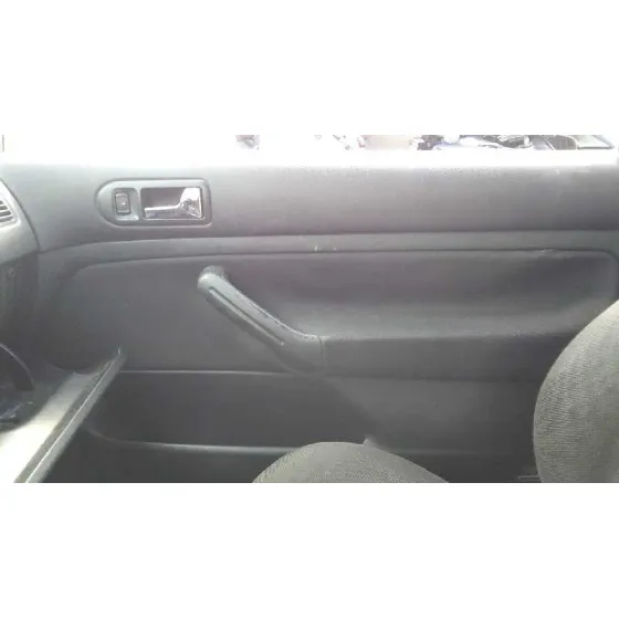 VOLKSWAGEN GOLF IV BERLINA (1J1) '2002 HIGHLINE GRIS