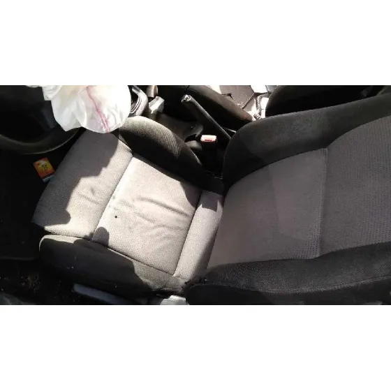 VOLKSWAGEN GOLF IV BERLINA (1J1) '2002 HIGHLINE GRIS