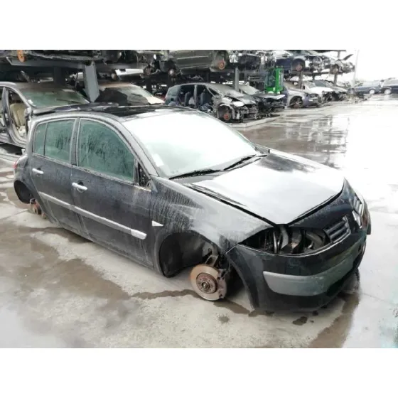 RENAULT MEGANE II BERLINA 5P '2006 AUTHENTIQUE NEGRO