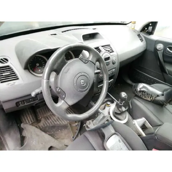RENAULT MEGANE II BERLINA 5P '2006 AUTHENTIQUE NEGRO