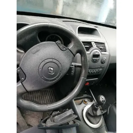 RENAULT MEGANE II BERLINA 5P '2006 AUTHENTIQUE NEGRO