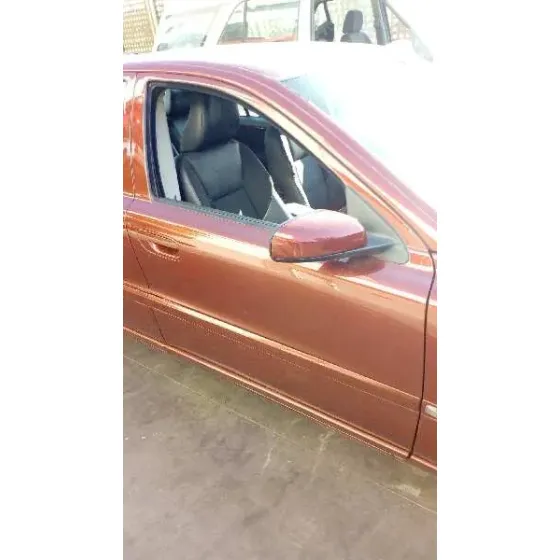 VOLVO S60 BERLINA '2004 2.4 (125KW) GRANATE
