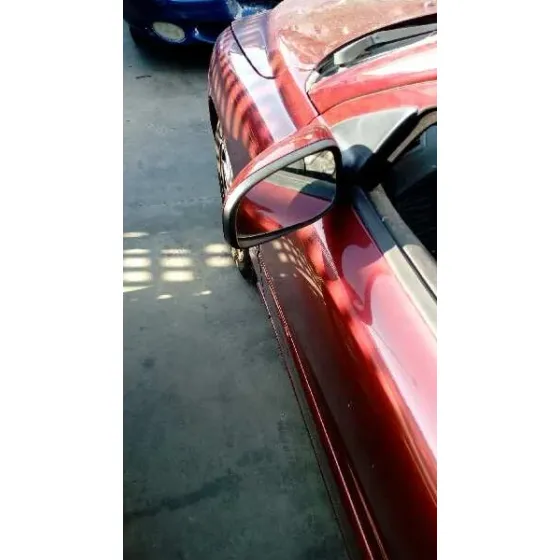 VOLVO S60 BERLINA '2004 2.4 (125KW) GRANATE